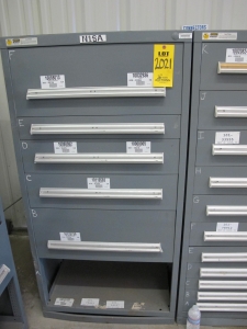 STANLEY VIDMAR HEAVY DUTY 5-DRAWER PARTS CABINET W/ CONTENTS (W-44) LOADING & HANDLING FEE $25-